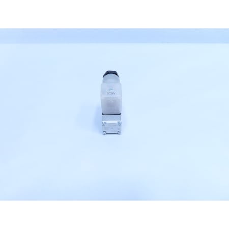 Smc Solenoid Valve, 2 Port, 24V DC, Direct Operated, NBR VX212AZ2A